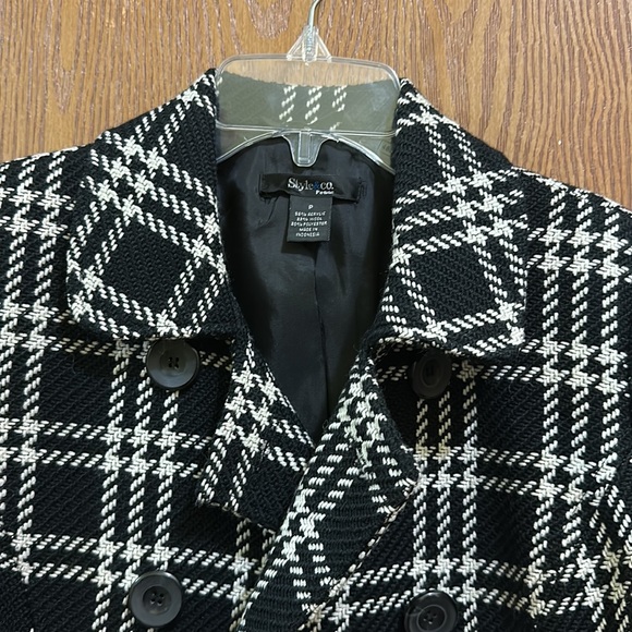 Jacket - Picture 4 of 5